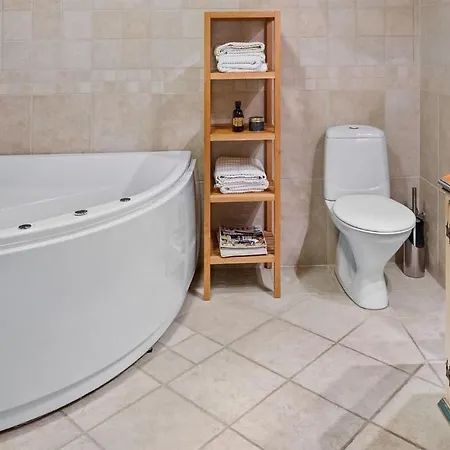 3 Bedroom Nice In בית נופש